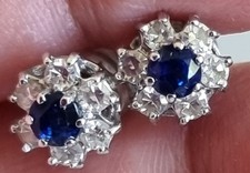 Beautiful 18ct gold diamond sapphire cluster studs earrings