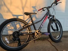 Trek Precaliber 20"  7 Speed  Kids Bike used great condition selling cheap