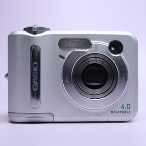 Casio Digital Camera QV-R40 4.0MP Silver Tested