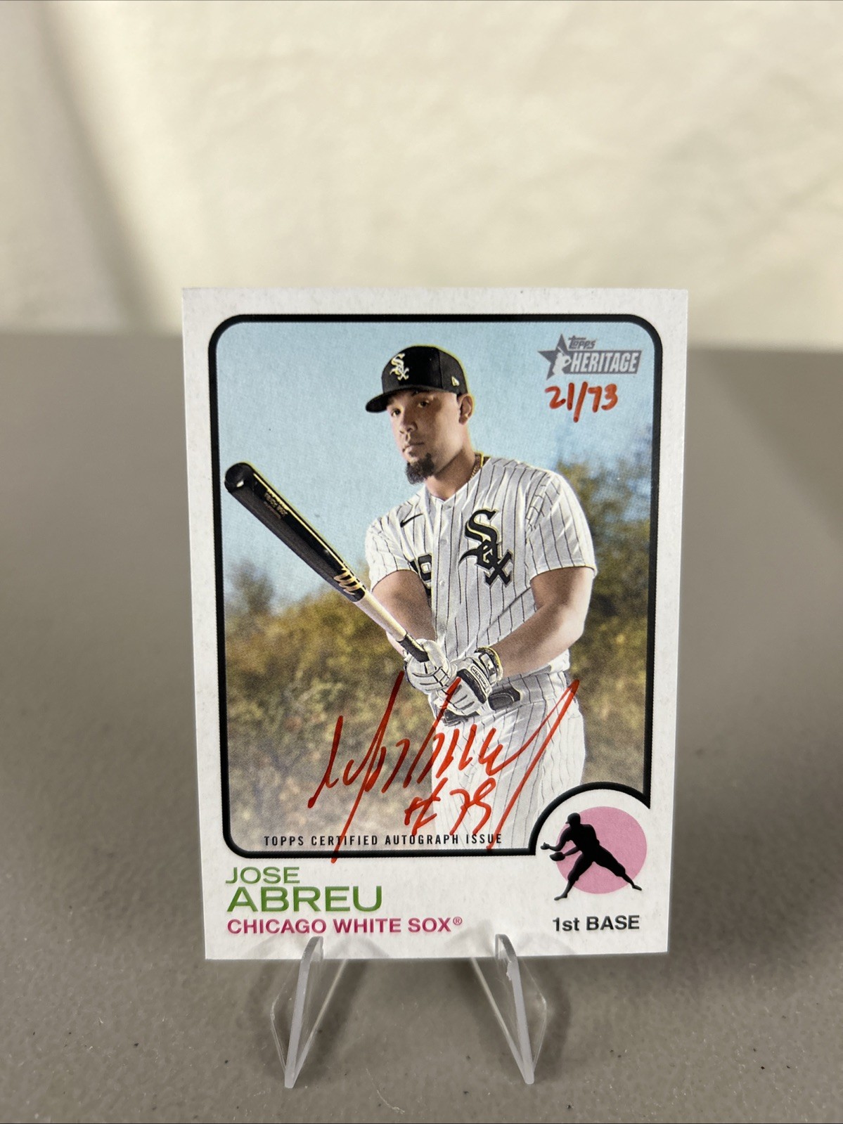 2022 Topps Heritage Real One Auto Jose Abreu #ROA-JA Special Edition Red /73 SSP
