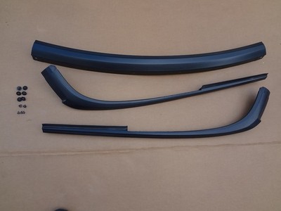 2003 - 2004 MUSTANG SVT COBRA 4.6 CONVERTIBLE TOP TRIM OEM SKU# K285