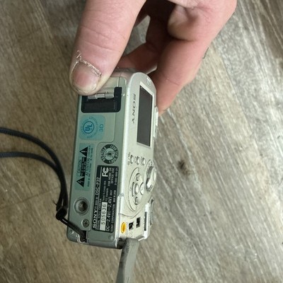 Sony Cyber-shot DSC-P72 3.2MP Digital Camera - Silver for sale