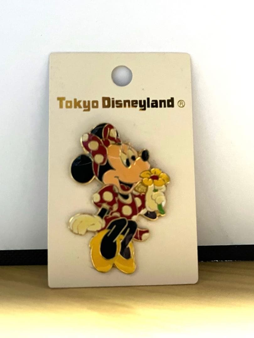 Disneyland Pin Badge Minnie Mouse