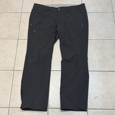 REI Outdoor Hiking pants Women's 18 Black 41x31 Performance Stretch Zip Cuffs E4