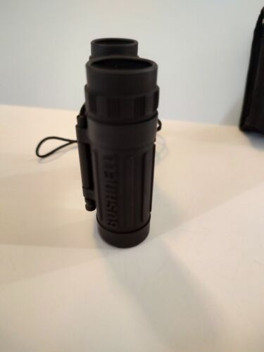 Bushnell Compact 8 X 21 With Case, 378 FT at 1000 Yards - Picture 3 of 7