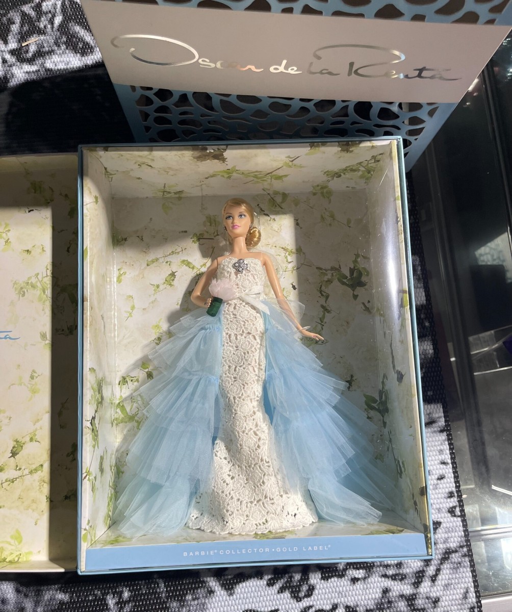 MATTEL - バービー　オスカーデラレンタ　ゴールドラベル Amazon.com: Barbie Oscar De La Renta Gold Collector Doll