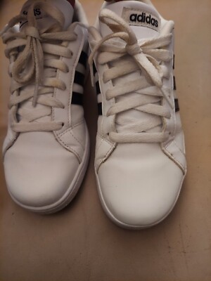 Adidas Baseline K White W/ Black Stripes Size 4 | eBay