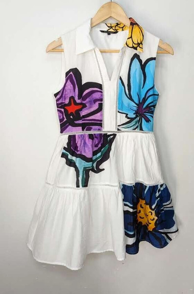 Saturday Club Fit and Flare Dress Sz S Short White And Bold Floral With Pockets