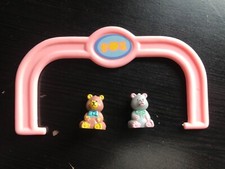 Teddys Wonderland Vintage 1990s Candy Bakery Building, HANDLE and 2 Bears