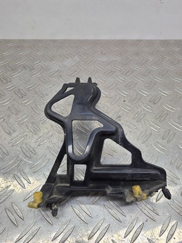 BMW 7 F01 F02 F03 F04 2011 Rechts Halterung Kotflügel 7046352 18022910 RVP24721