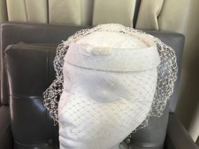 Vintage 1950's ivory small wedding cap with short veil and velour bows