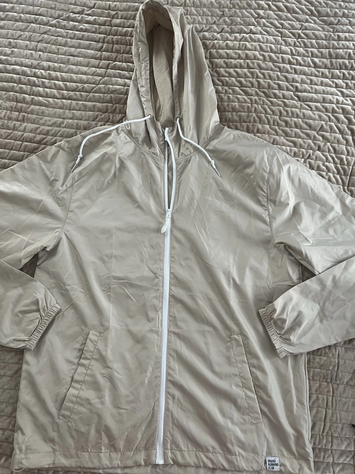 Grand Running Club Men’s Tan Windbreaker Jacket Size Large Full Zip Hooded