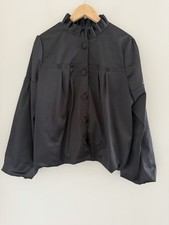 Apostrophe Black Ruffle Neck Satin Jacket Womens L Pleated Modern Career Blazer