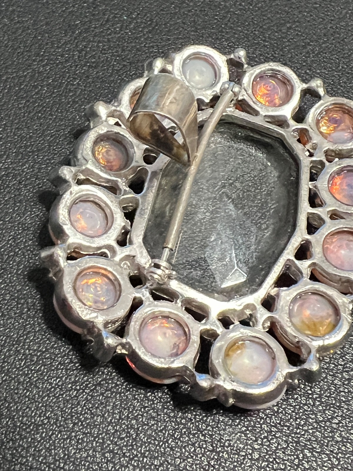 Vintage Brooch Rectangular stone w/ iridescent ci… - image 4