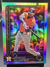 2025 Topps Rainbow Foil #244 Yordan Alvarez - Houston Astros 