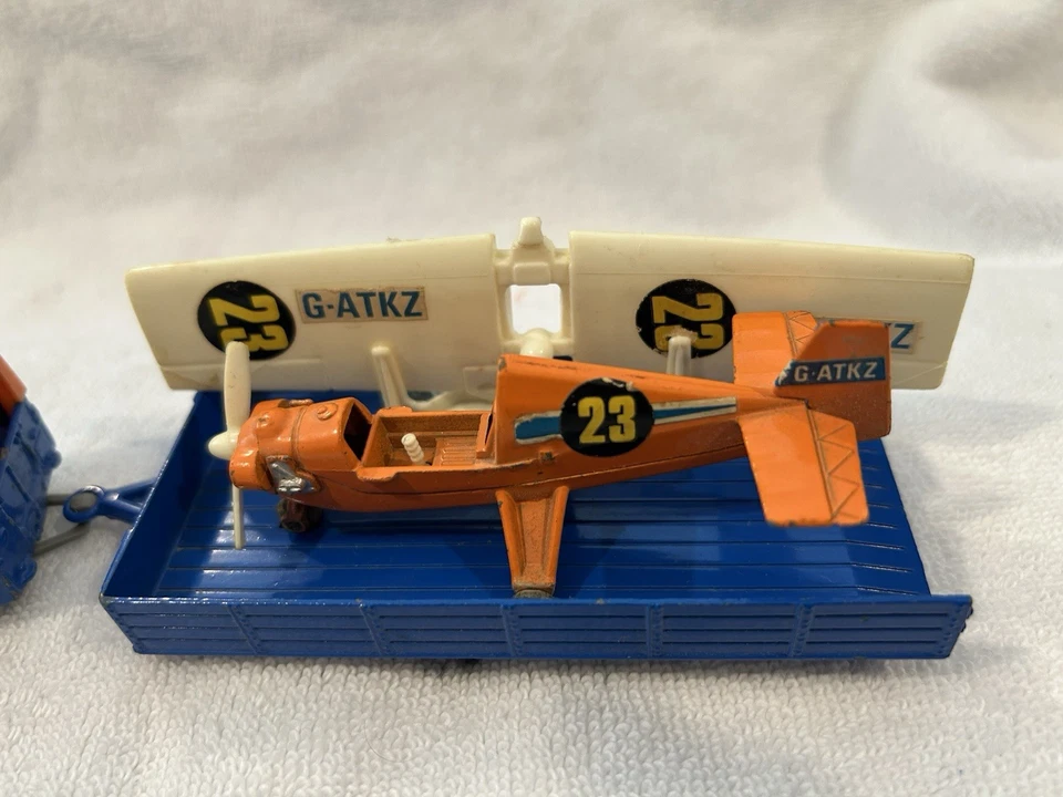Corgi Gift Set 19 1972 Whizwheels Land-Rover Nipper Aircraft Plane Trailer - Image 3 of 4