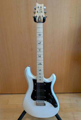 PRS SE NF3 MN Pearl White