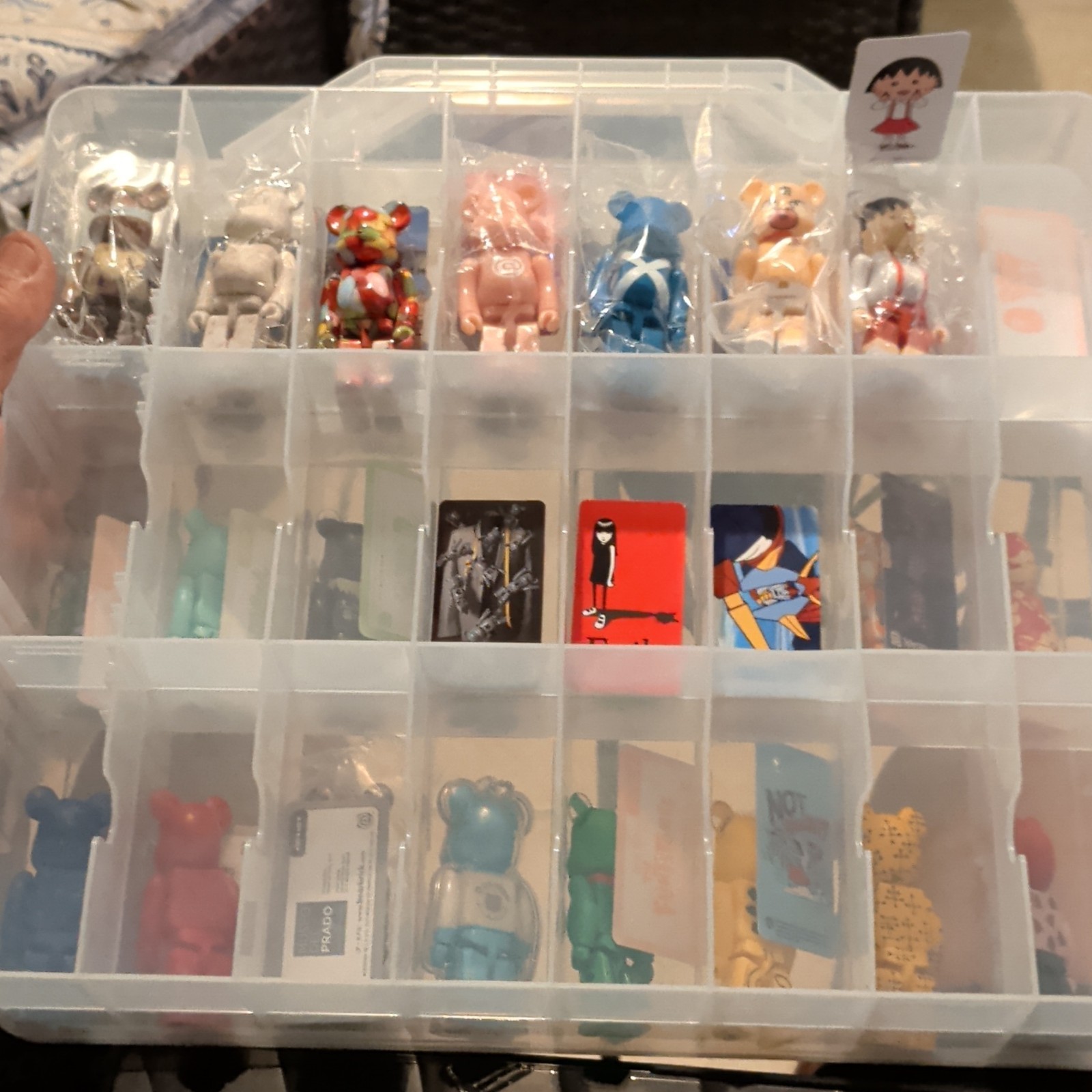 ULTIMATE 100% Bearbrick Collection (32 Figs) + 48-Slot Pro Case-BAPE Baby MILO  thumbnail 6