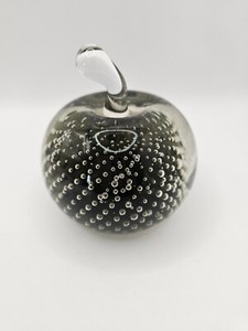 Murano Apple Paperweight 4"