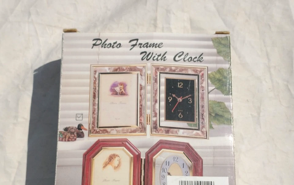 Club Orleans Folding Picture Photo Frame with Clock 3.5"x5" Glass Lens Battery's - Image 2 of 4