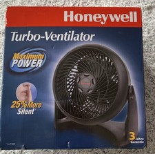 Honeywell TurboForce Power Fan HT900E - 90° Variable Tilt, 3 Speeds (Black)