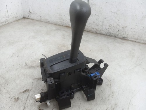 2001 TOYOTA CAMRY AUTOMATIC TRANSMISSION SHIFTER - Picture 3 of 12