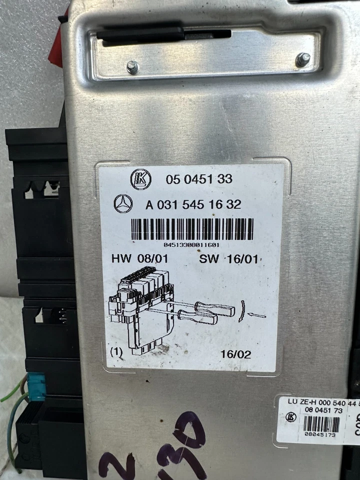 Caja de fusibles trasera Mercedes Benz W220 S430 S500 CL500 Sam 2000-06 A 031 545 16 32 OEM Foto 2 de 4