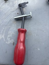 Lisle 58430 Shaft Type Seal Puller For Removing Cam Shaft And Crank Shaft Seals Lisle 58430 Shaft Type Seal Puller For Removing Cam Shaft And Crank Shaft Seals