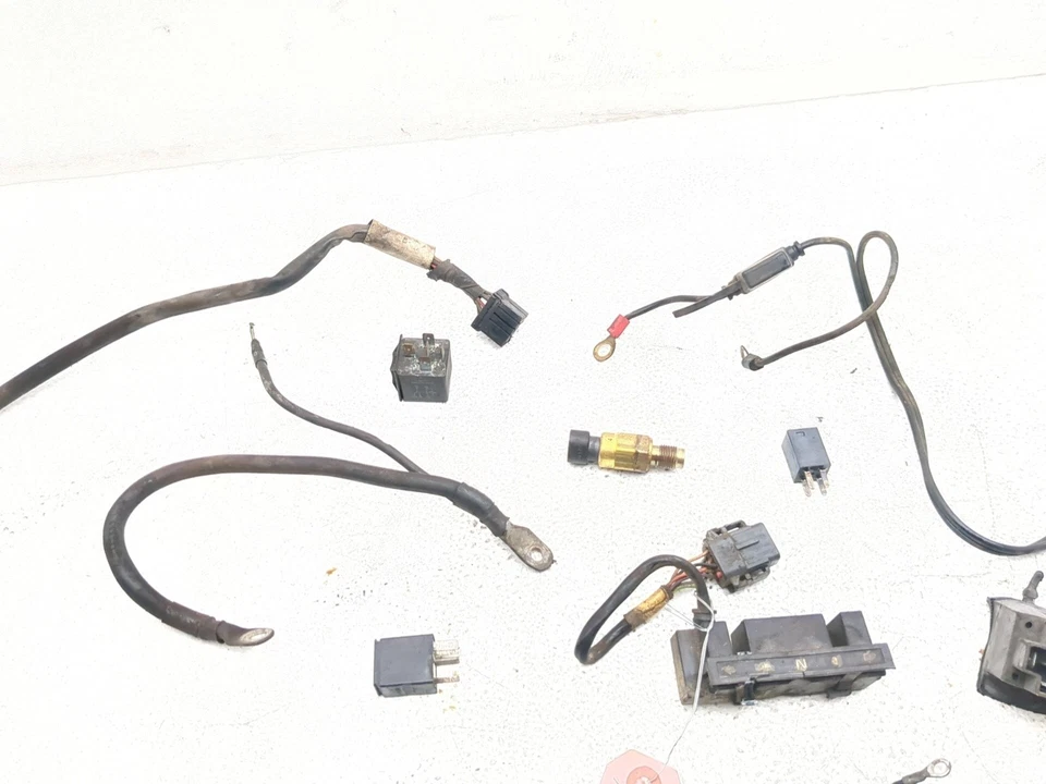 00-06 Harley Davidson FLHPI Road King Police Relay Set Tail Sub Harness - Image 4 of 4