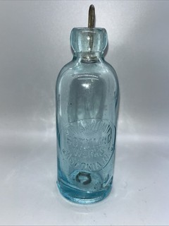Bottiglia vintage vetro blu Hutchinson diamante imbottigliamento funziona Gastonia NC 6 75”