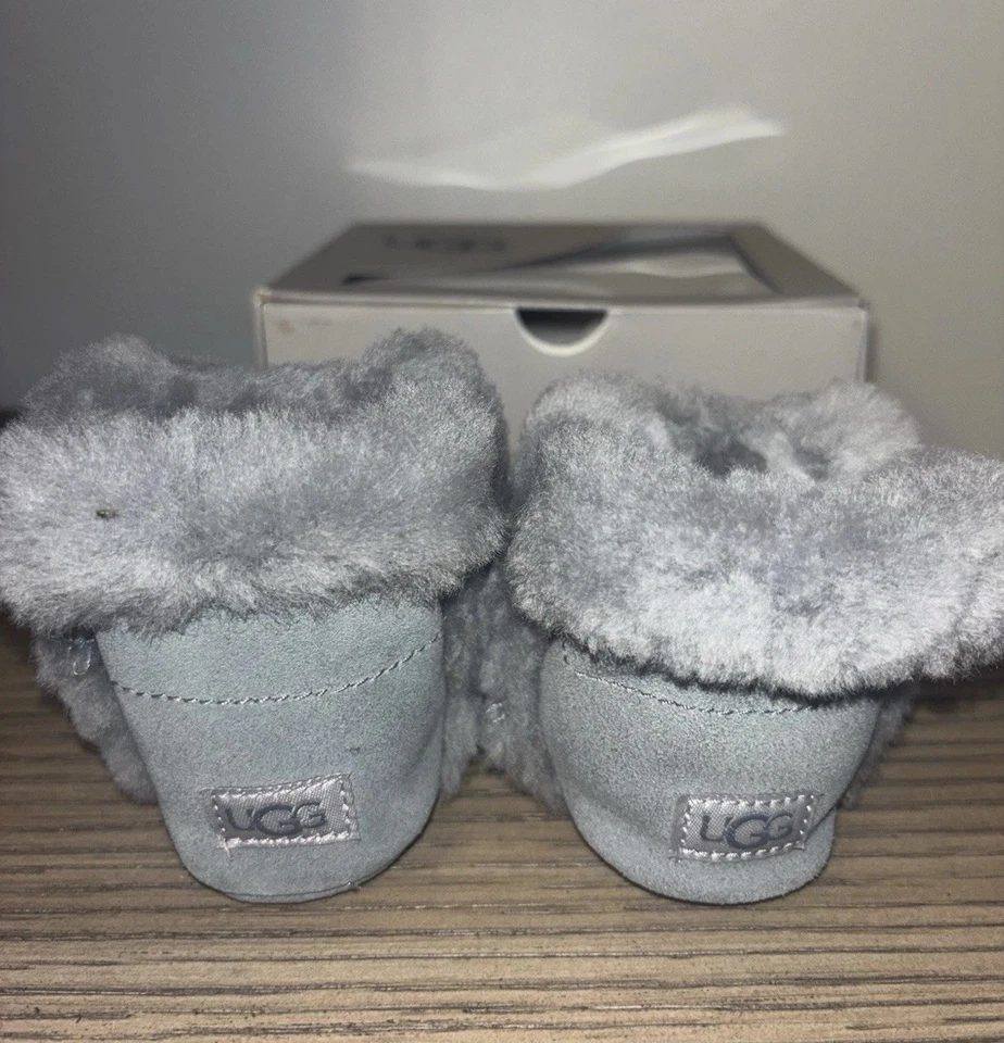 Botas de bebé UGG, grandes Foto 2 de 4