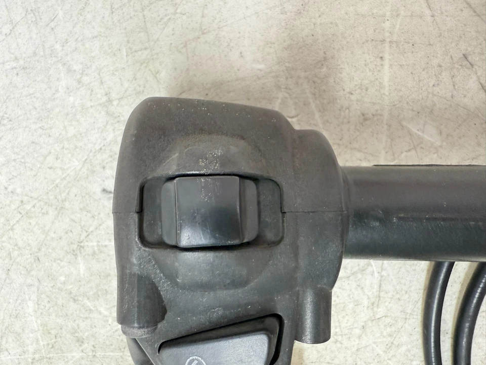2020 Harley Davidson Street XG 500 Right Handlebar Switch Throttle Control Cable - Image 4 of 4