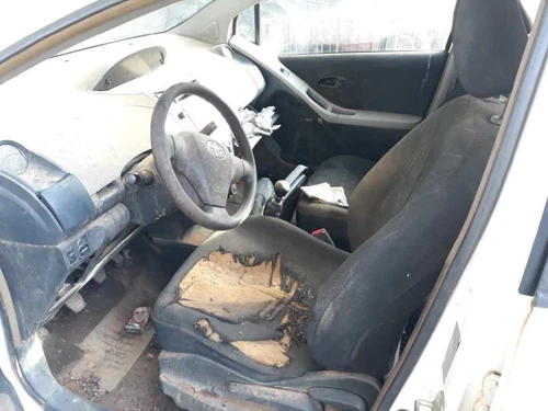 8264147020 Caja Reles/Fusibles para TOYOTA YARIS (KSP9/SCP9/NLP9) Active 5149391 - Imagen 7 de 7
