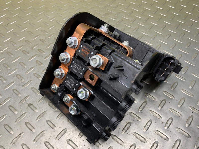 05 06 07 08 09  Bentley Continental GT Battery Terminal Fuse Box OEM 3W0937548C