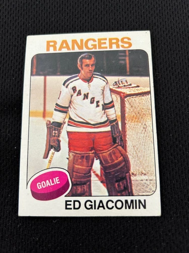 ED GIACOMIN TOPPS 1975-76 NEW YORK RANGERS #55 VINTAGE HOCKEY CARD