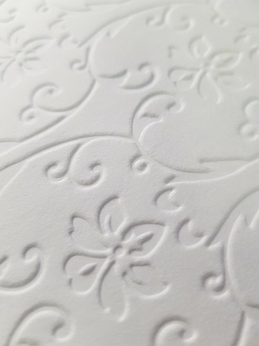 24 Sheets EMBOSSED 300gsm card 2 Designs SCRAPBOOKING/CARDMAKING/INVITATIONS - Picture 11 of 12