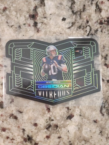 2022 Panini Obsidian Vitreous Electric Etch Green /25 Mac Jones #VTS-MJO