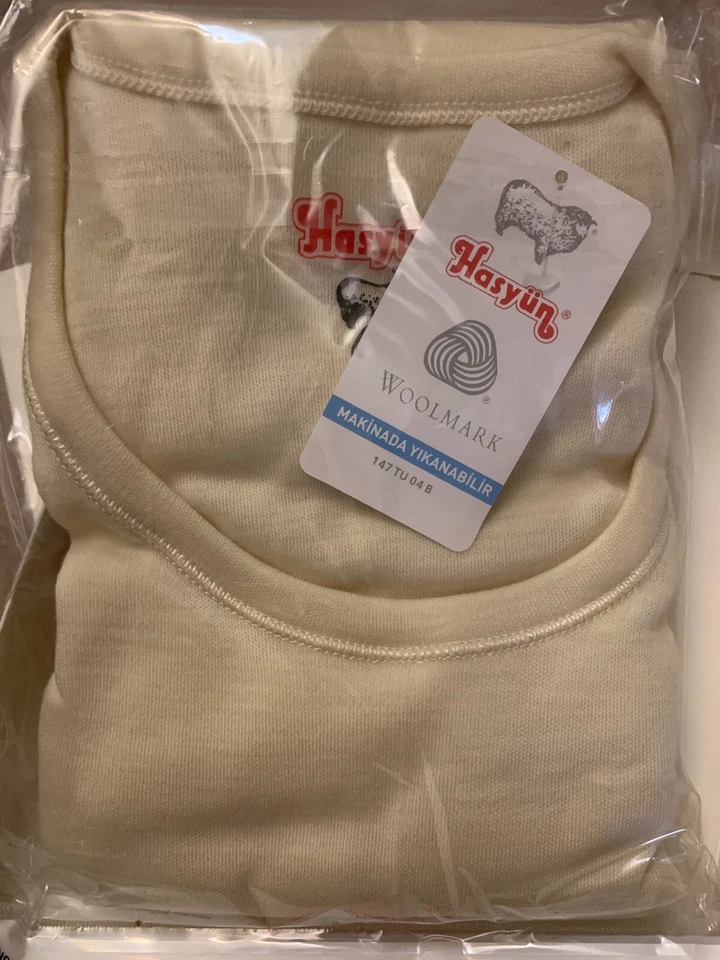 %100 AUSTRALIAN MERINO WOOL  THERMAL SHORT SLEEVE UNDERWEAR   (TOP UNDERWEAR) - Image 2 of 2