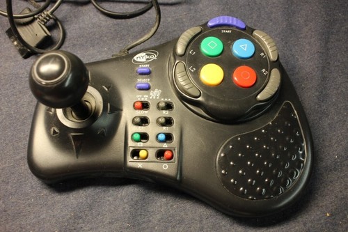 NYCO NINTENDO CONTROLER GAME PLAY VINTAGE - Picture 2 of 4