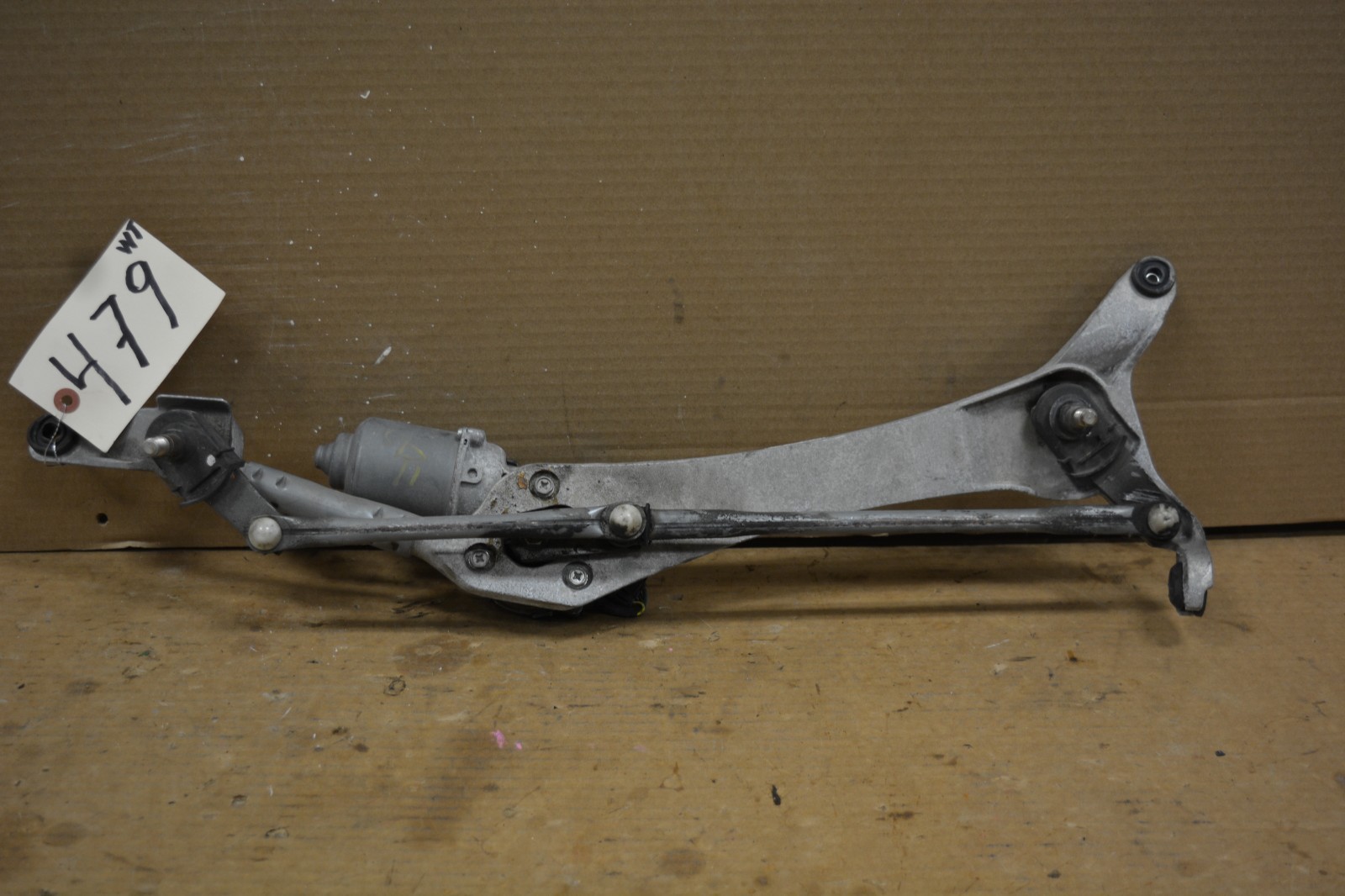 08 - 12 Cadillac CTS Front Windshield Wiper Motor Linkage Transmission #479-WT 