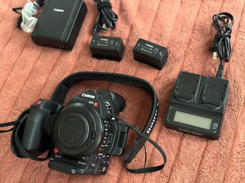 🔥 Canon EOS C100 Mark II Prof Camera 🤯Only 272 hrs ⭐️ 2 Canon Batts, Accessos - Picture 2 of 12