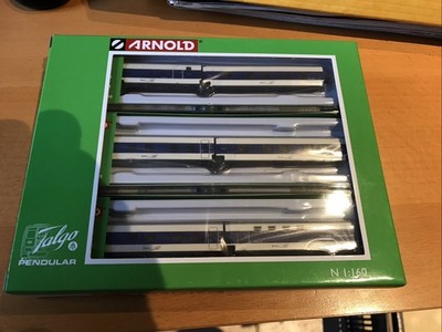 ARNOLD HN4356: ZUG 6 WAGEN TALGO SNCF / RENFE NEU IN BOX