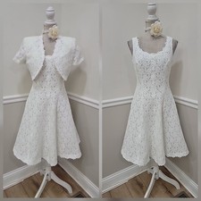 VTG'80s/90s Lace Wedding Dress White Floral Lace Bridal Dress/Beach or Garden