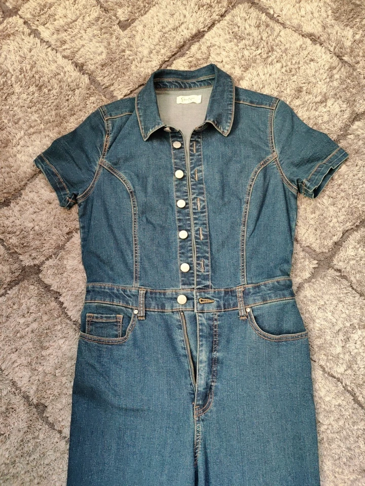Jessica Simpson Denim Jumpsuit - Short Sleeve, Button-Front, Flare Leg Size 6 - Image 3 of 4