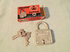 No. 66 Master Lock Co. Padlock "Little Giant" Original Box w 2 Keys Made in USA
