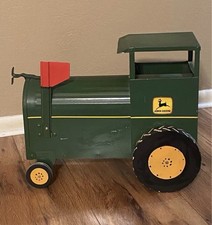 Vtg John Deere Tractor Mailbox