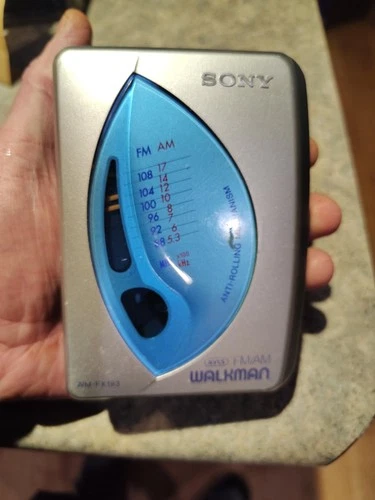 SONY Walkman WM-FX193 Cassette Player & AM/FM Radio- Tested Works!