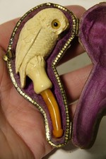 VERY OLD & UNUSUAL MEERSCHAUM PIPE IN THE FORM OF AN OWL - AMBER STEM -VERY RARE