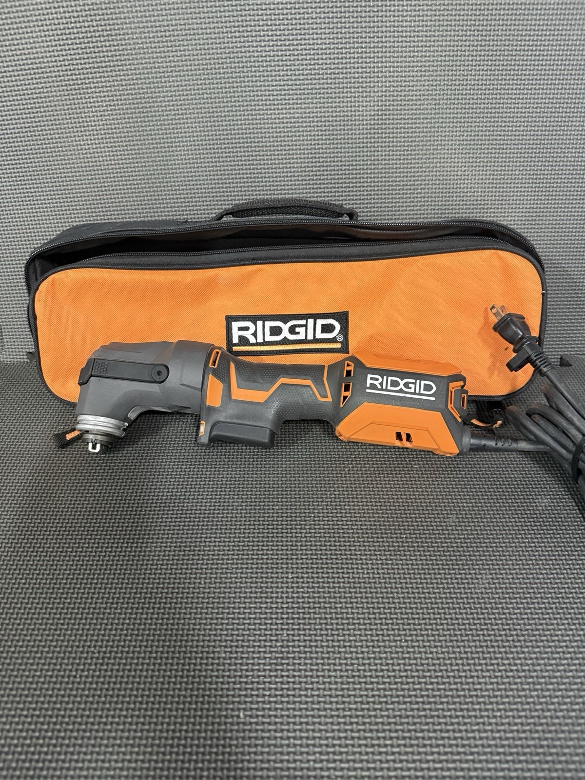 RIDGID R28700 Oscillating Tool Variable Speed 120V Corded Electric with Bag