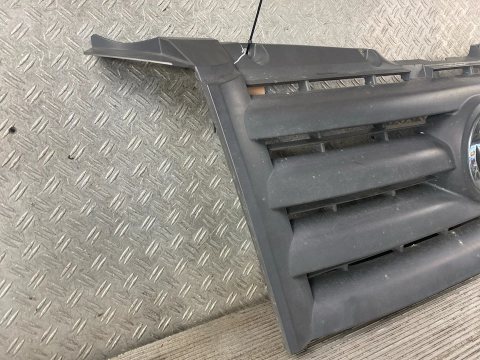 80830 Kühlergrill VW Crafter 30-50 Fahrgestell (2F) 2E0853653 Foto 3 de 4